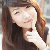 มิ้นท์  กุลิสรา  สาวหมวย ขาวสูง มีดีที่รอยยิ้ม